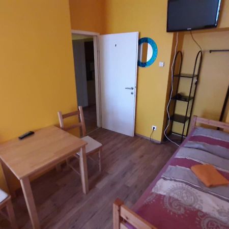 Monterooms Vienna Schoenbrunn 10 Minutes To Downtown Εξωτερικό φωτογραφία