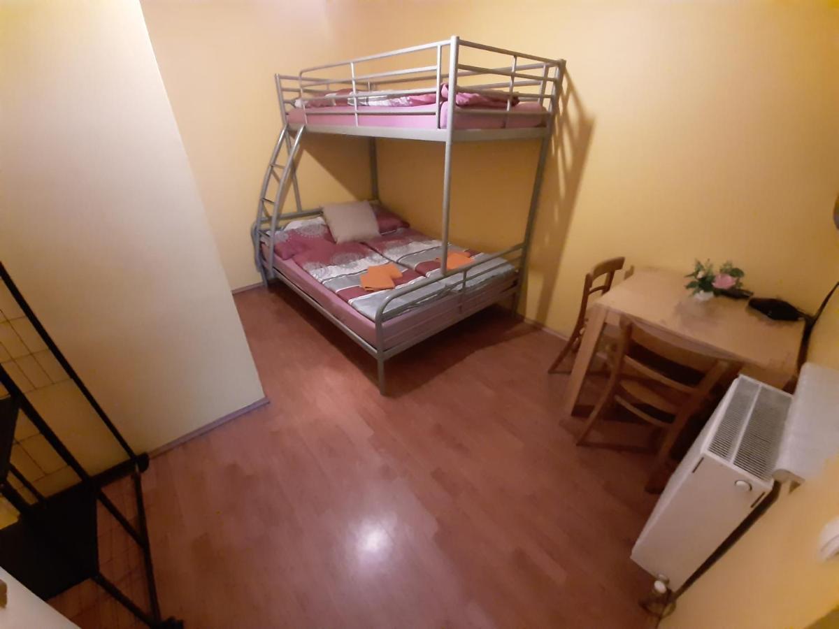 Monterooms Vienna Schoenbrunn 10 Minutes To Downtown Εξωτερικό φωτογραφία