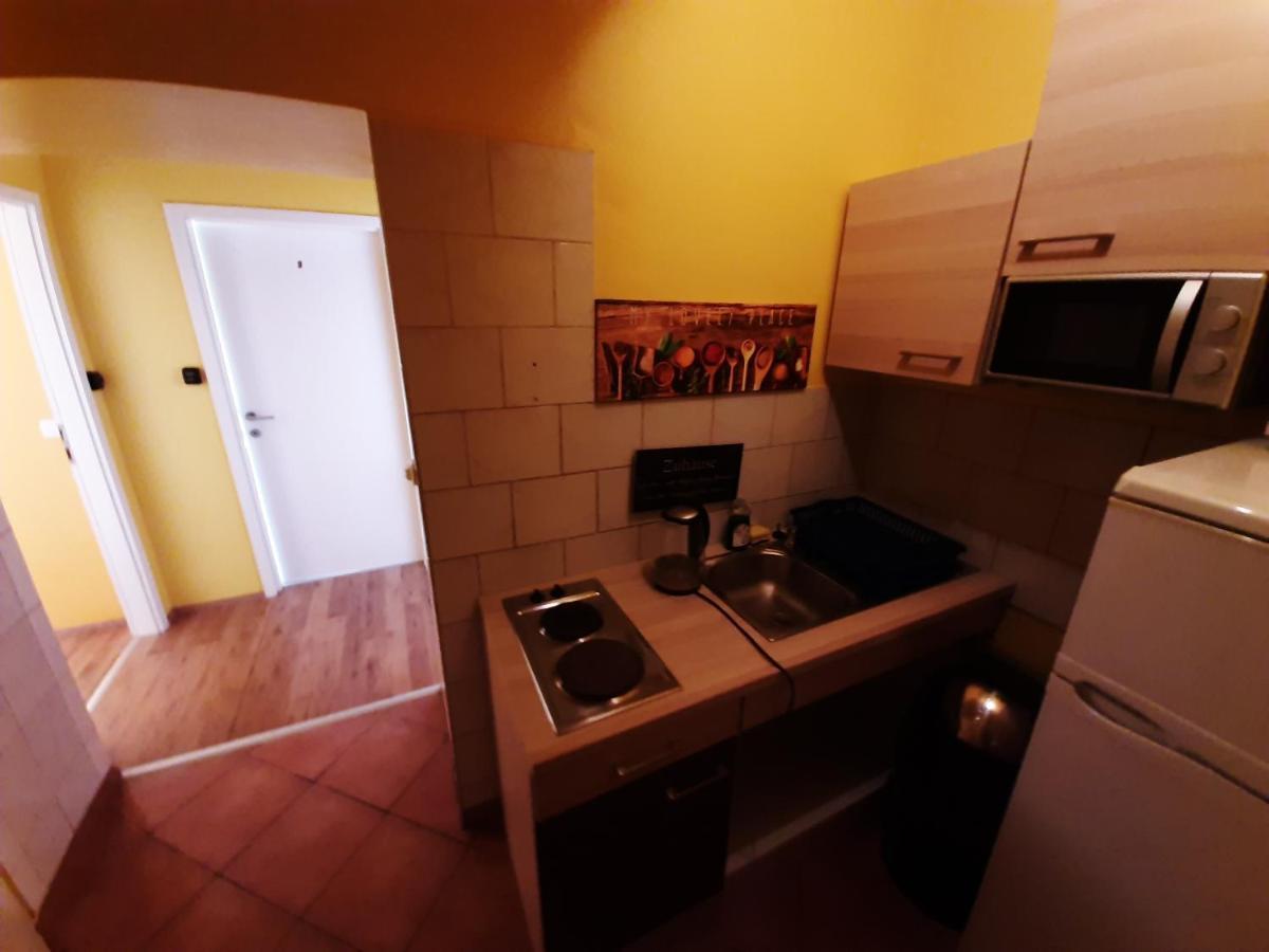 Monterooms Vienna Schoenbrunn 10 Minutes To Downtown Εξωτερικό φωτογραφία